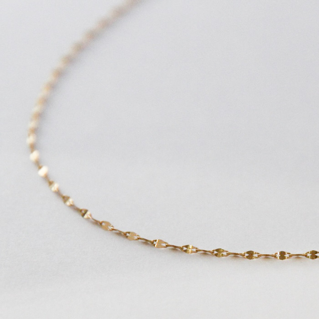 K18 ペタル チェーン ネックレス 【 0.2mm × 1.05mm幅 】 | 華奢