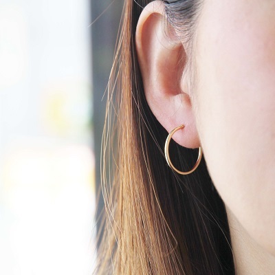しておりま ピアス K18パイプフープピアス ZOZOTOWN PayPayモール店