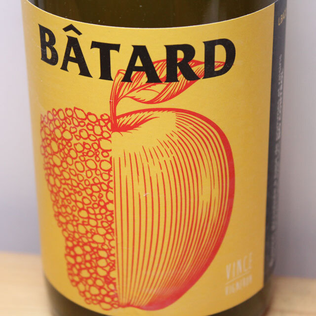 ノー・コントロール バタール(白)