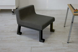 子供椅子（学習椅子）ロンフレンチェア・パピー／ブラック