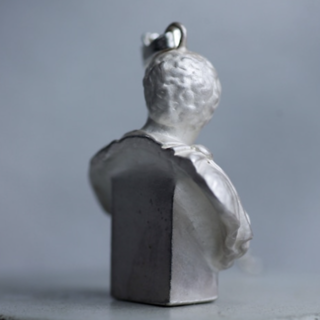 Small Right 石膏像ネックレス Brutus ブルータス ミニチュア アクセサリー