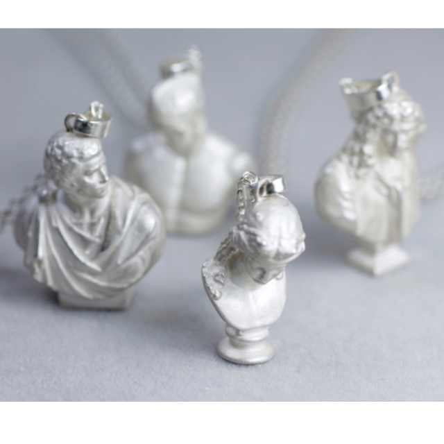 Small Right 石膏像ネックレス Brutus ブルータス ミニチュア アクセサリー