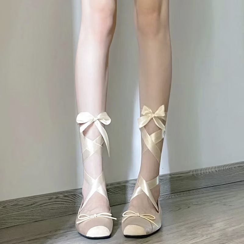 フラットバレエシューズ、個別販売、秋のストラップフラット、スタイリッシュ、外出用スクエアトゥメリージェーンシューズ