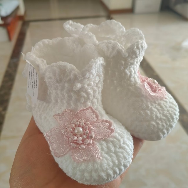 撮影用ニットベビーシューズ