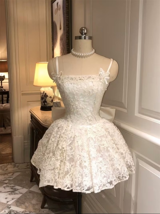 ビッグリボンのプリンセスレースドレス