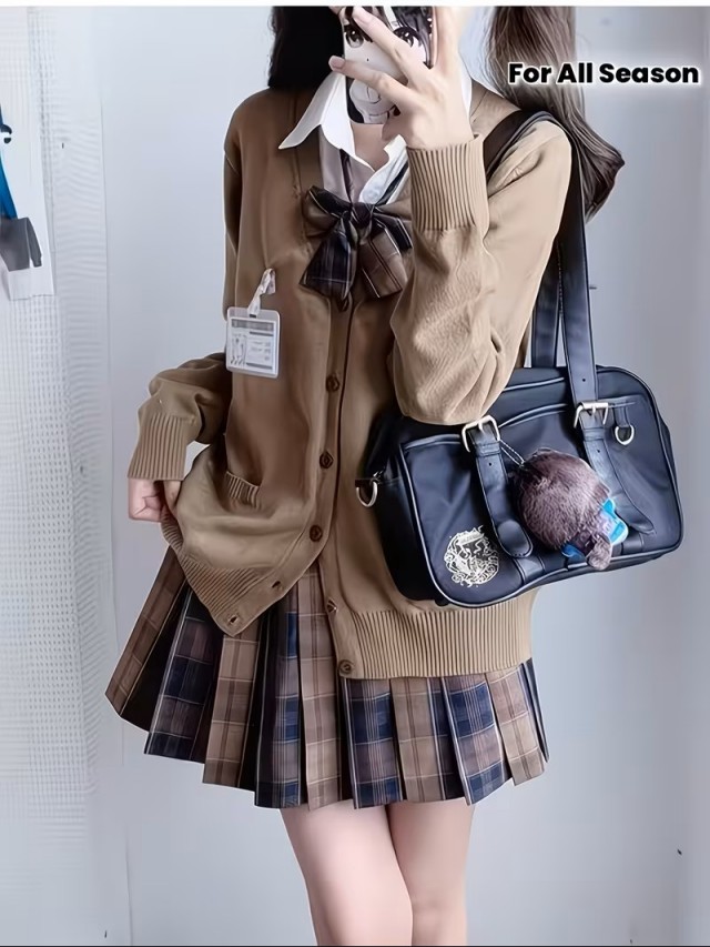 ブラウンチェック制服４点セット