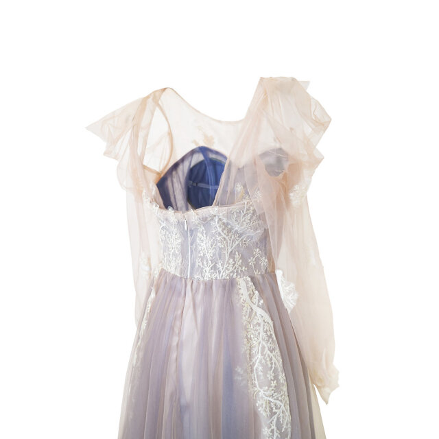 上品くすみパープルのチュールドレス