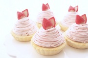 フェイクスイーツ　苺のモンブラン
