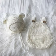 くまさんニット帽＆ノースリーブロンパースセット