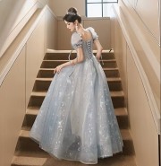 エキゾチックパープルガウン