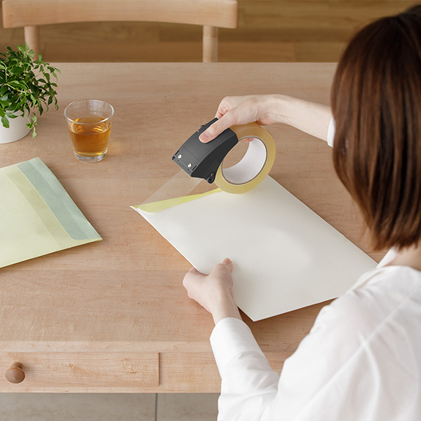 ハサミ・カッター｜OPPテープカッター 黒（35609006）｜ミドリ