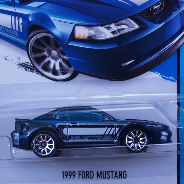 2014 HW CITY / 1999 Ford Mustang (NVY) / 1999 フォード・マスタング