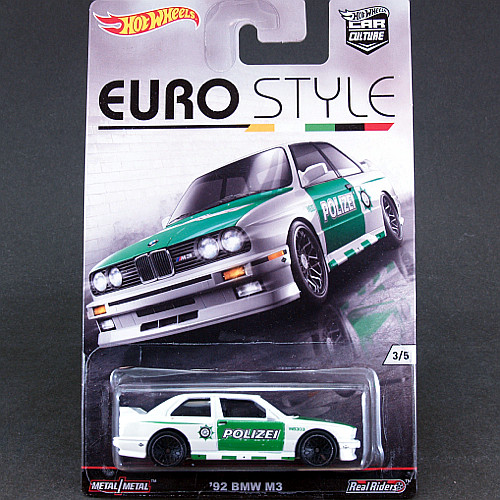 DJF84-WHT_01.jpg
