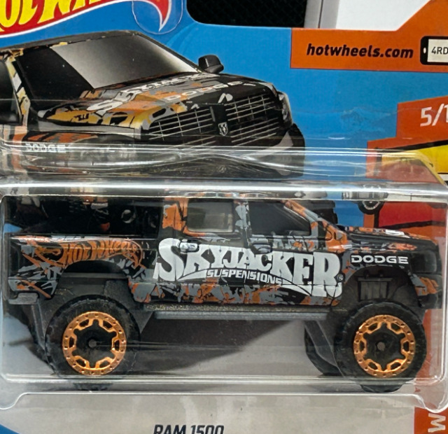 2018 HW Hot Trucks / Dodge Ram 1500 / ダッジ ラム 1500