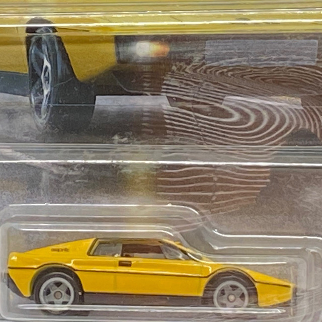 FPY86_Lotus-Esprit-S1_YEL