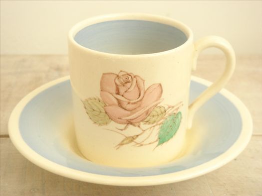 スージークーパー/ブルーのパトリシアローズ、コーヒーカップ＆ソーサー
