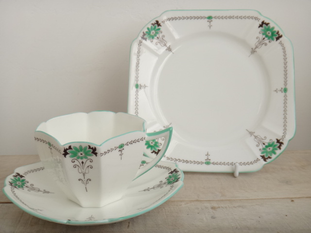 シェリー グリーン デイジー ティートリオ SHELLEY DAISY