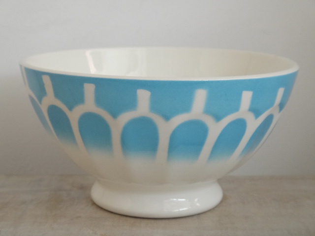 フランス アンティーク カフェオレボウル ウロコ ライトブルー Moulin des Loups