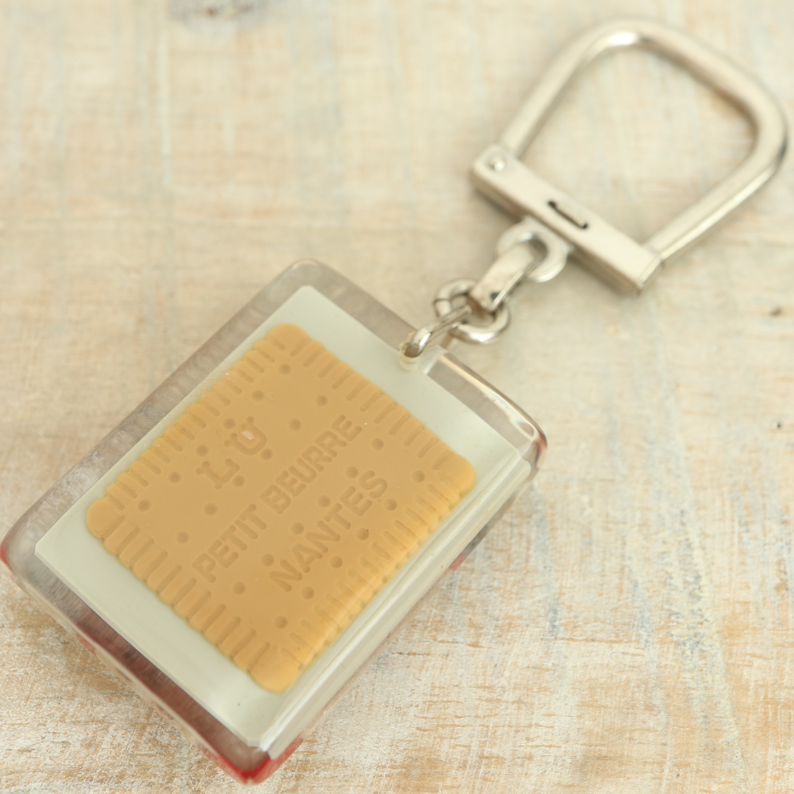 ブルボンキーホルダー LU ビスケット色