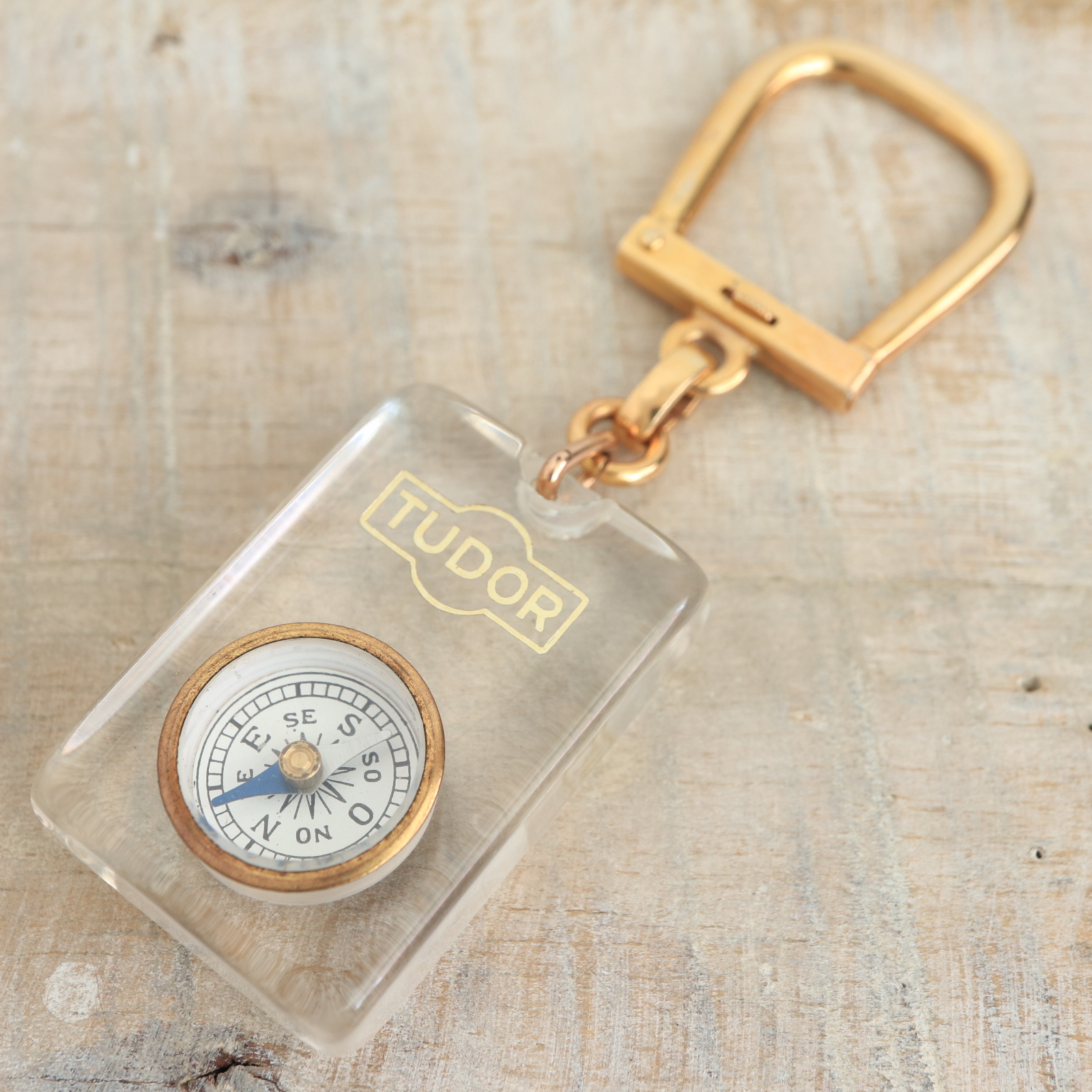 ブルボンキーホルダー チュードル 方位磁針 TUDOR