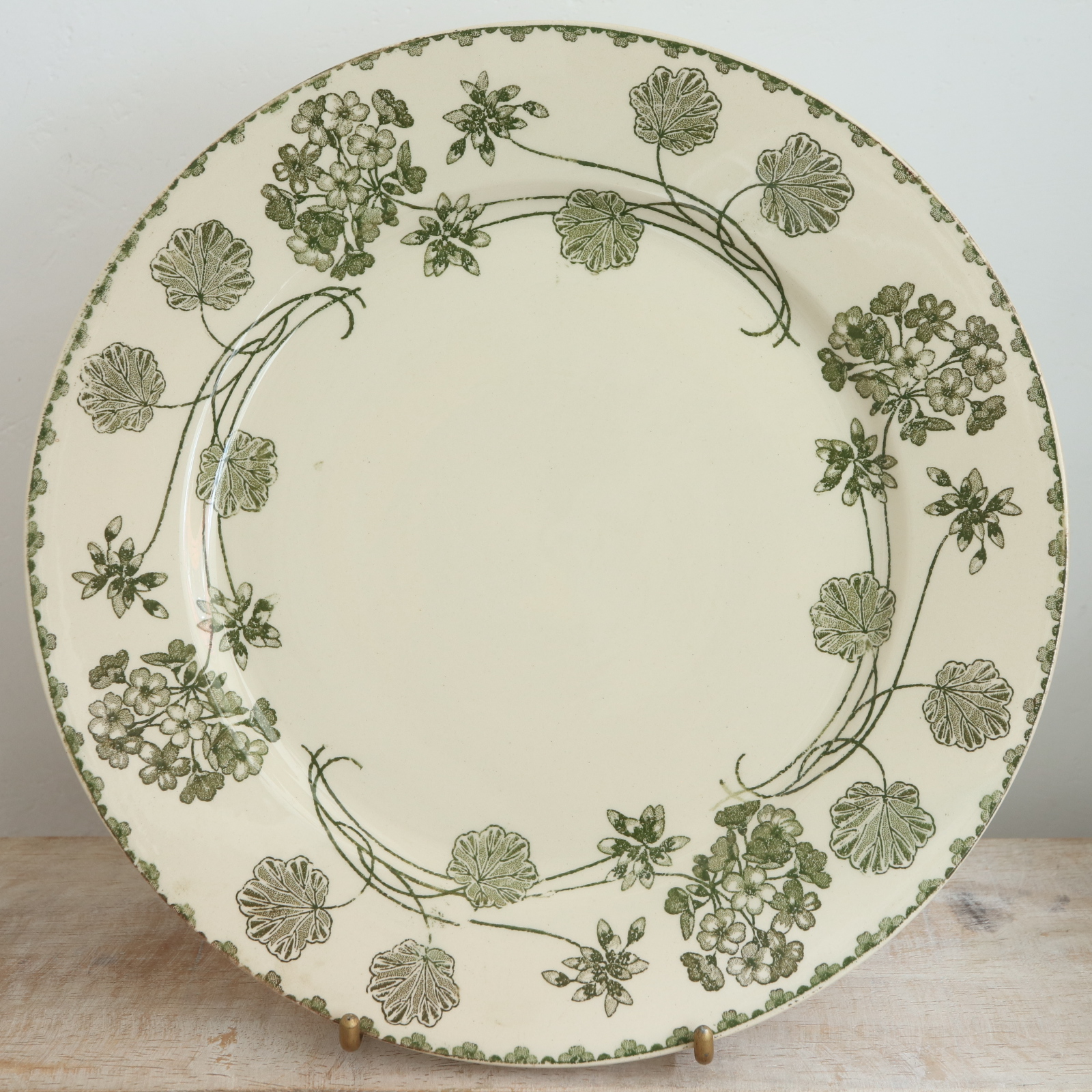 アンティークプレート ゼラニウム 皿 GERANIUM フランス サルグミンヌ製 U&C SARREGUEMINES