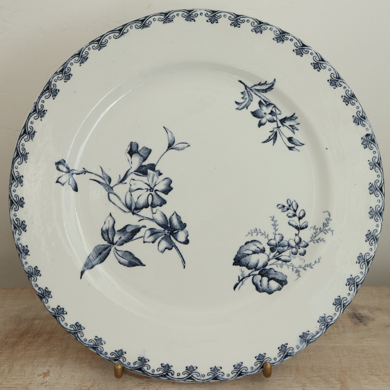 アンティークプレート デザート皿 VEGA フランス サルグミンヌ製 U&C