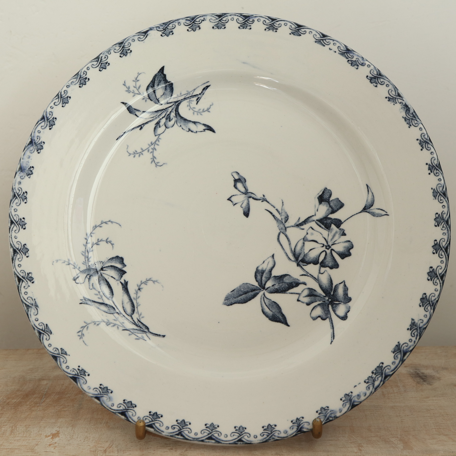 アンティークプレート デザート皿 VEGA フランス サルグミンヌ製 U&C SARREGUEMINES