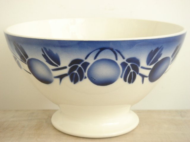 アンティークカフェオレボウル フルーツの実 Badonviller ブルー