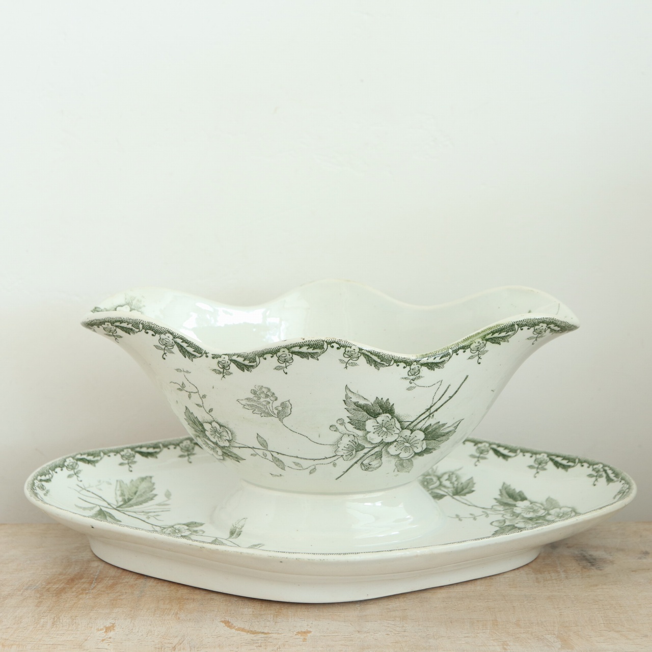 アンティーク ソーシエール ロゼット ROSETTE フランス サンタマン製 SAINT AMAND HAMAGE