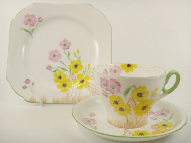 SHELLEY シェリー イエローフラワーズ Yellow flowers ティートリオ