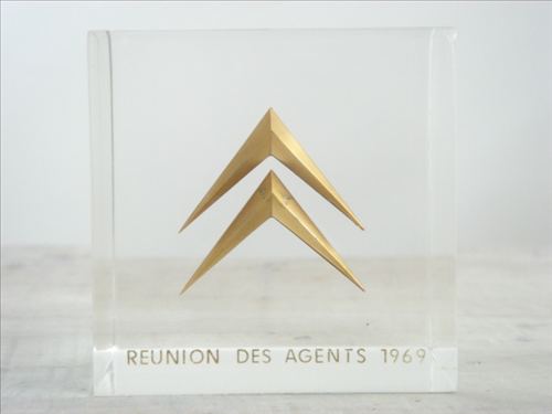 CITROENシトロエン　ダブルシェブロンオブジェ