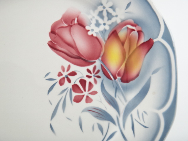 チューリップのアンティーク皿 OTTO DIGOIN SARREGUEMINES製