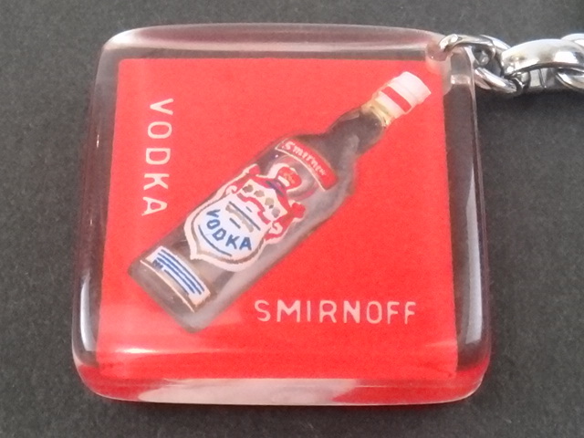 ブルボンキーホルダー ウオッカ スミノフ SMIRNOFF
