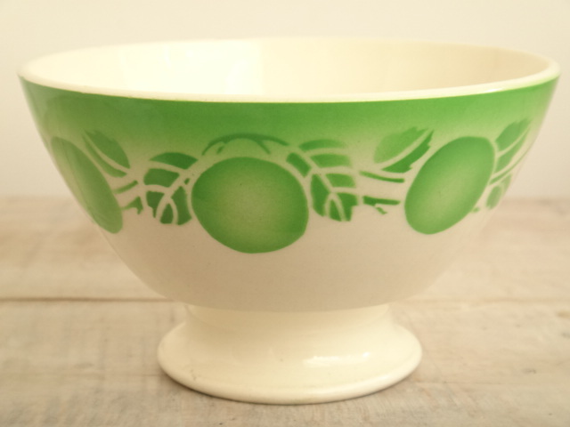 フランス アンティーク カフェオレボウル フルーツの実 Badonviller製