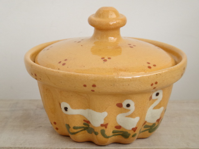 アルザス スフレンハイム焼き 3羽のアヒル フタ付きポット