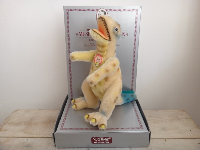 シュタイフ モヘア ティラノサウルス Tyros 1959 復刻版（1991年） シュタイフ モヘア ティラノサウルス Tyros 1959 復刻版（1991年
