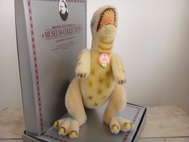 シュタイフ ティラノサウルス Steiff Tyros MUSEUM COLLECTION