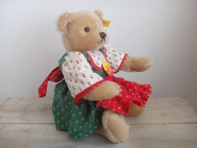 シュタイフ テディベア ダーンドル･ドレス Steiff Teddybear Dirndl Dress 28cmサイズ