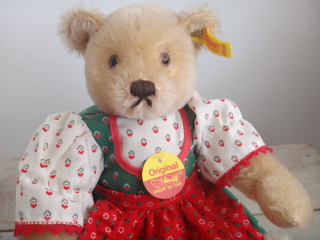 シュタイフ テディベア ダーンドル･ドレス Steiff Teddybear Dirndl Dress 28cmサイズ