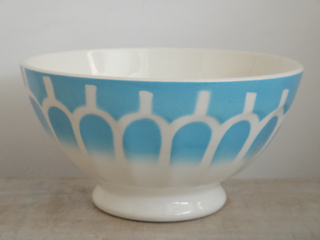 フランス アンティーク カフェオレボウル ウロコ ライトブルー Moulin des Loups