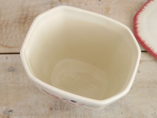 フランスアンティーク　DIGOINの陶器製の小さなキャニスター3個セット フランスアンティーク DIGOINの陶器製の小さなキャニスター3個