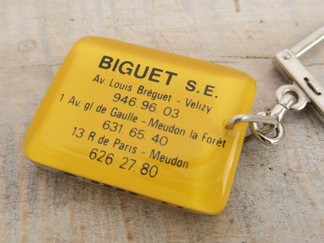 ブルボンキーホルダー ルノー RENAULT BIGUET