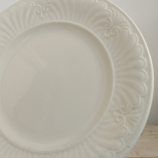 アンティーク皿 モントロー レリーフ Creil et Montereau