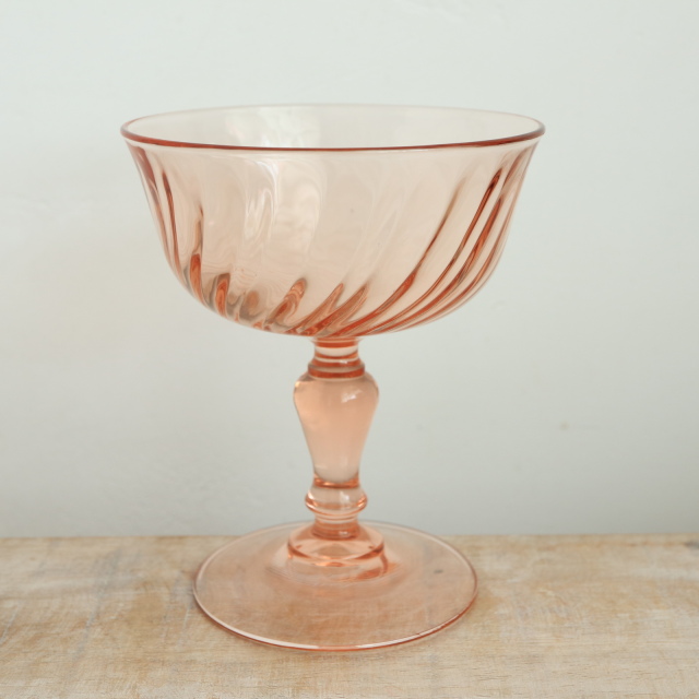 ヴィンテージ ロザリングラス シャンパン クープ フランス リュミナルク社製 Rosaline Luminarc