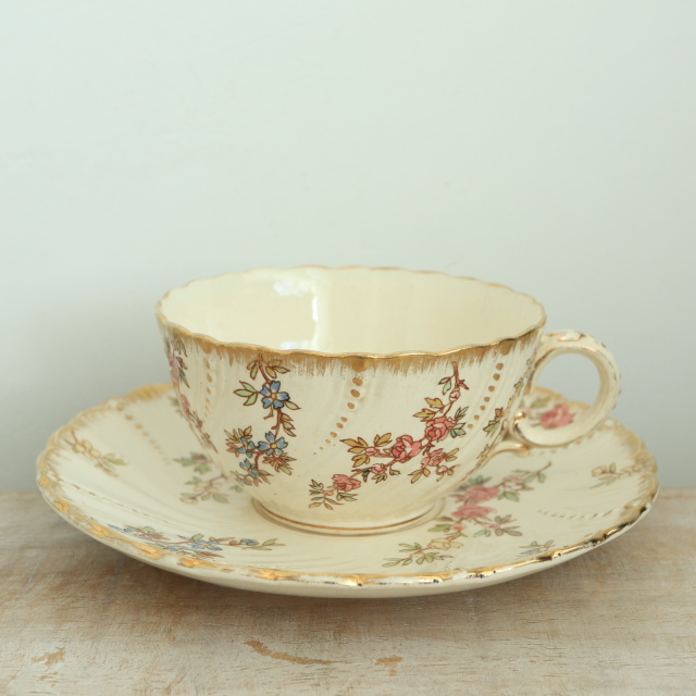 アンティーク カップ＆ソーサー ルイ15世 LOUIS XV フランス サルグミンヌ製 U&C SARREGUEMINES