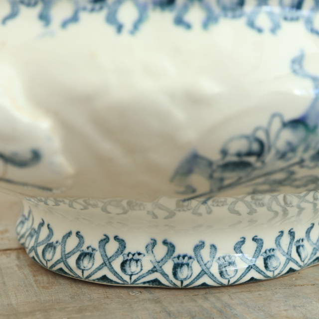 フランスアンティーク スーピエール GIEN レギュミエ 小鳥 レリーフ フランスアンティーク スーピエール GIEN レギュミエ 小鳥