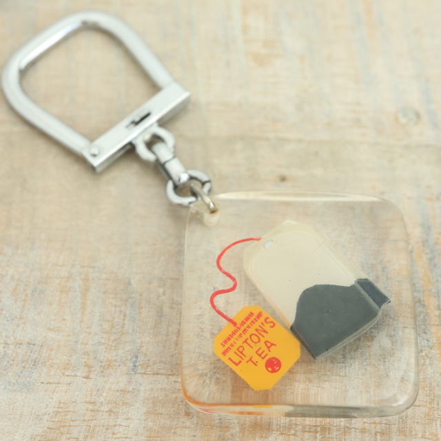 ブルボンキーホルダー 紅茶のリプトン ティーバッグ THE LIPTON