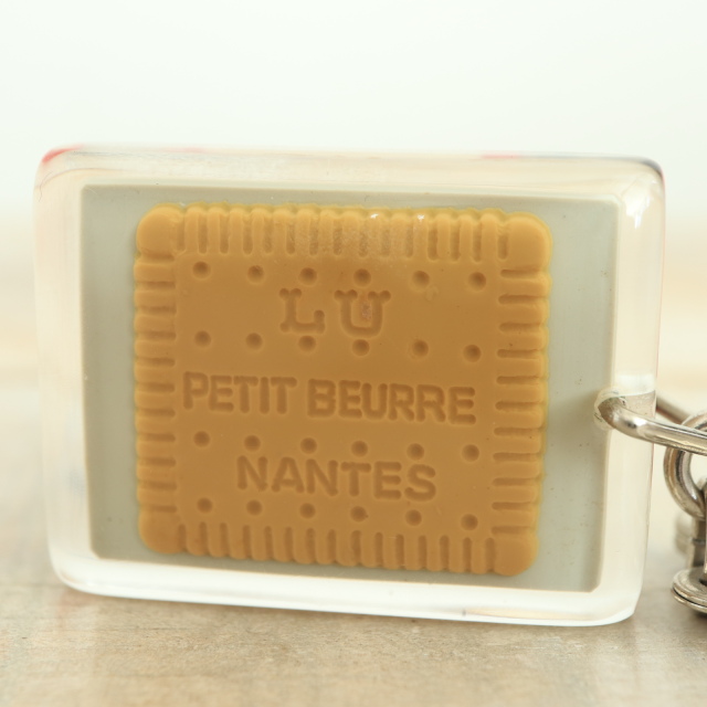 ブルボンキーホルダー LU ビスケット色