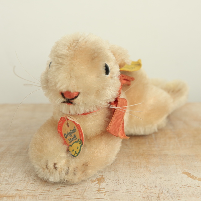 シュタイフSteiff※アンティークアニマル※ランニングラビット※うさぎ完品 ビンテージ シュタイフ うさぎ 1927年の型の復刻品 ラビット 1949