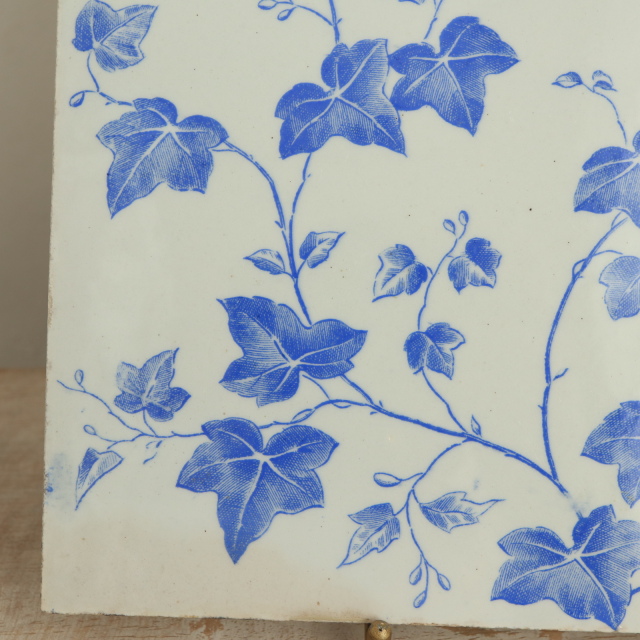 アンティーク タイル アイビー フランス クレイユモントロー製 Creil Montereau